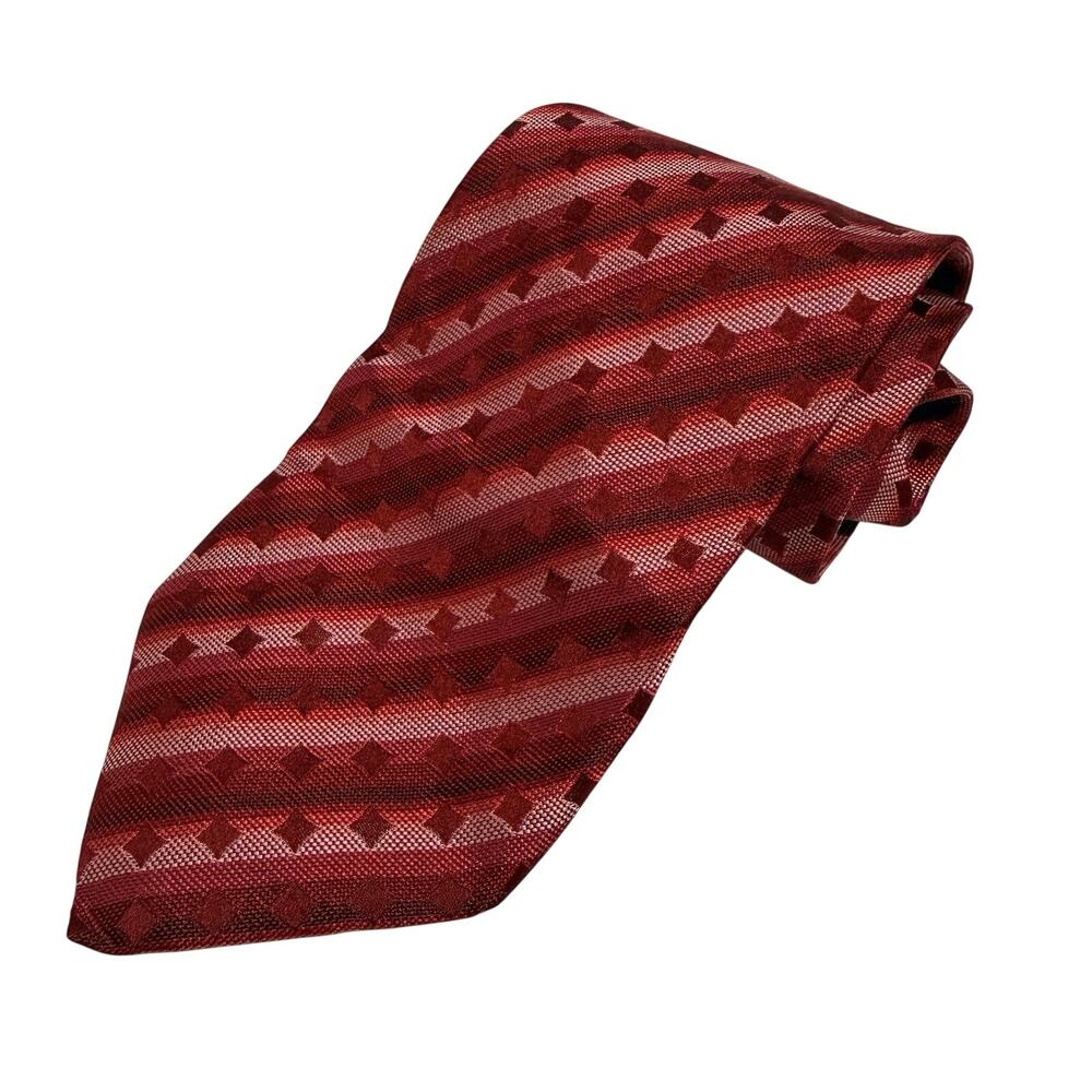 Gucci Silk Red Diamond Diagonal Stripe Men's Tie Necktie Vintage GG Logo